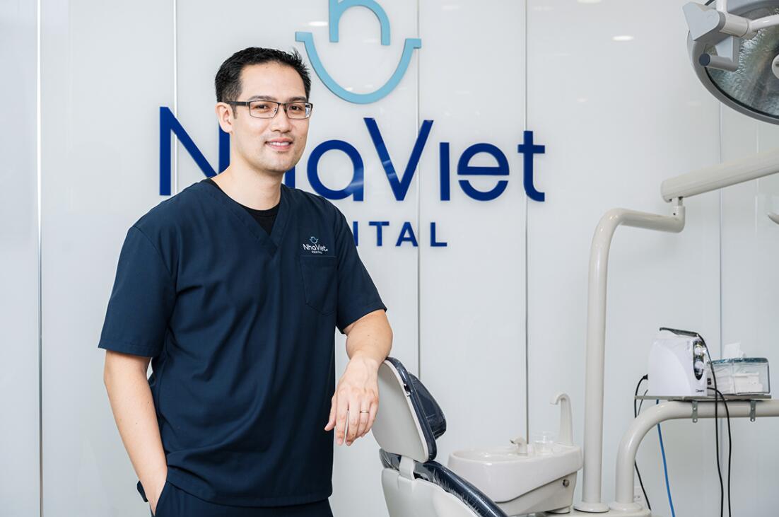 Nha Viet 牙科牙齒醫(yī)療診所品牌全案策劃設(shè)計-logo/vi/