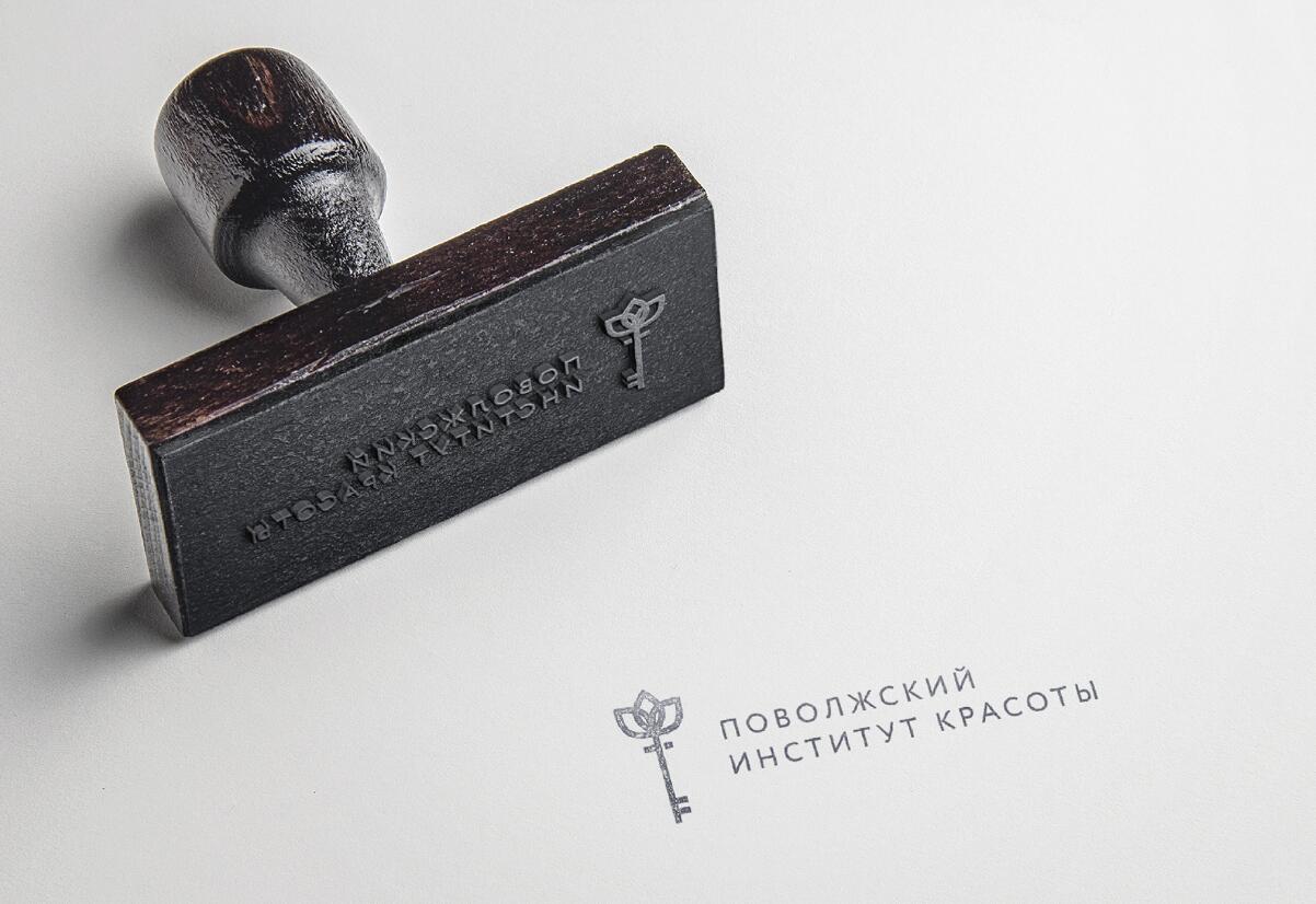 伏爾加整形外科和醫(yī)學美容中心標志設(shè)計品牌形象設(shè)計，暗桃紅與金色配色