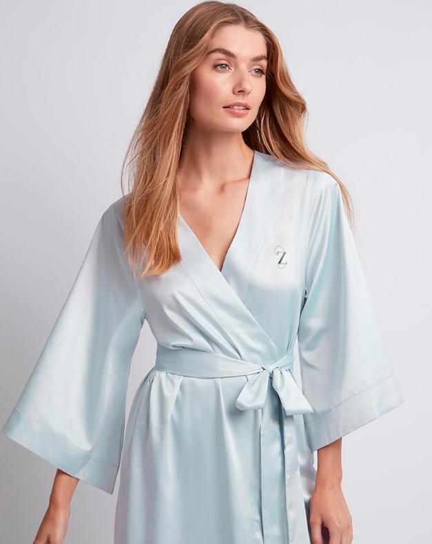 Zatt 美容整形外科診所logo設計vi設計，綠金配色清新精致風格