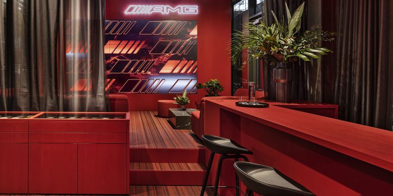 奔馳汽車私人沙龍咨詢店鋪空間設(shè)計“炫酷紅色”風格