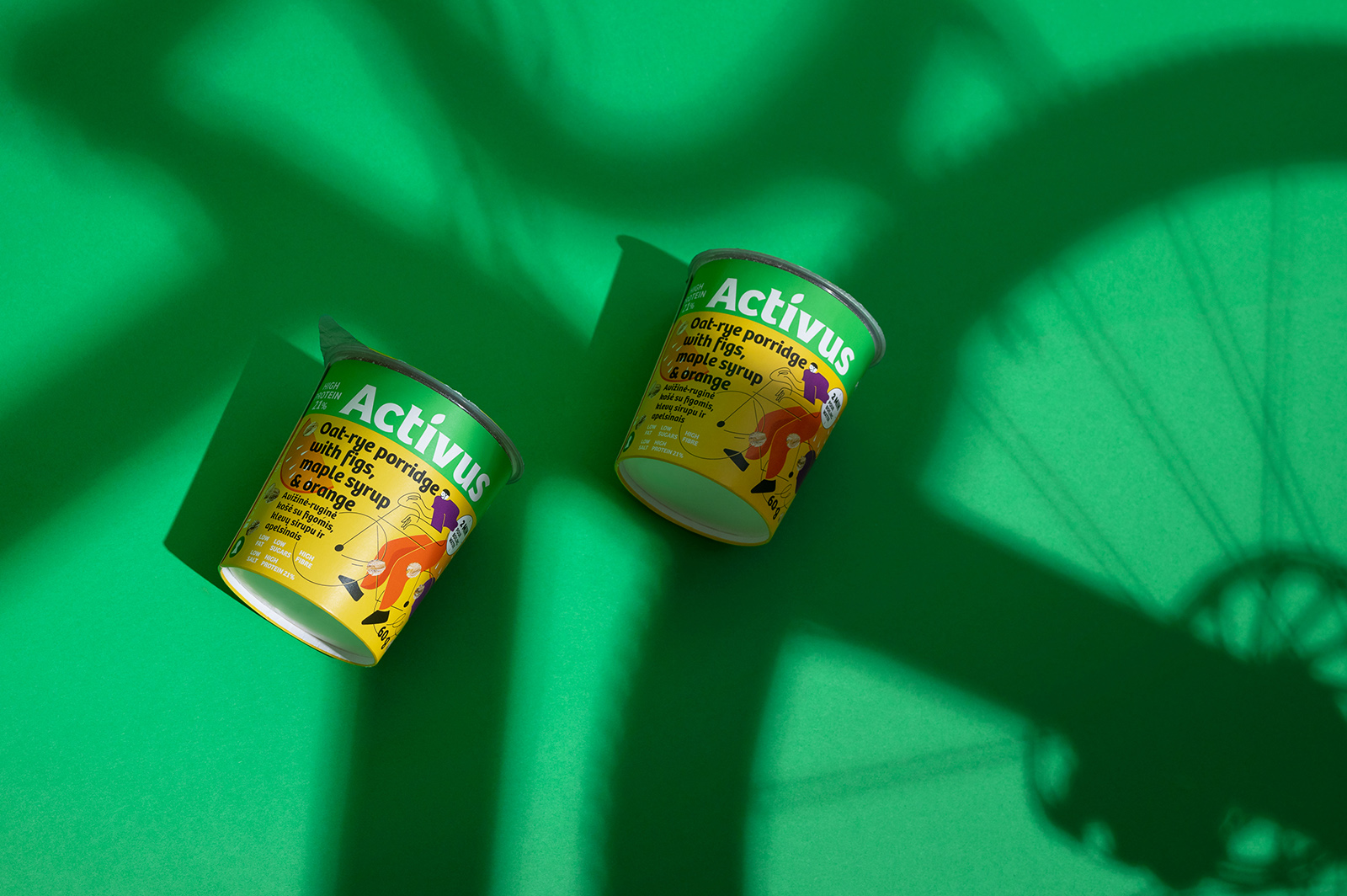 ACTIVUS 杯裝健康速食早餐午餐包裝設計，比例夸張的活力人物插畫