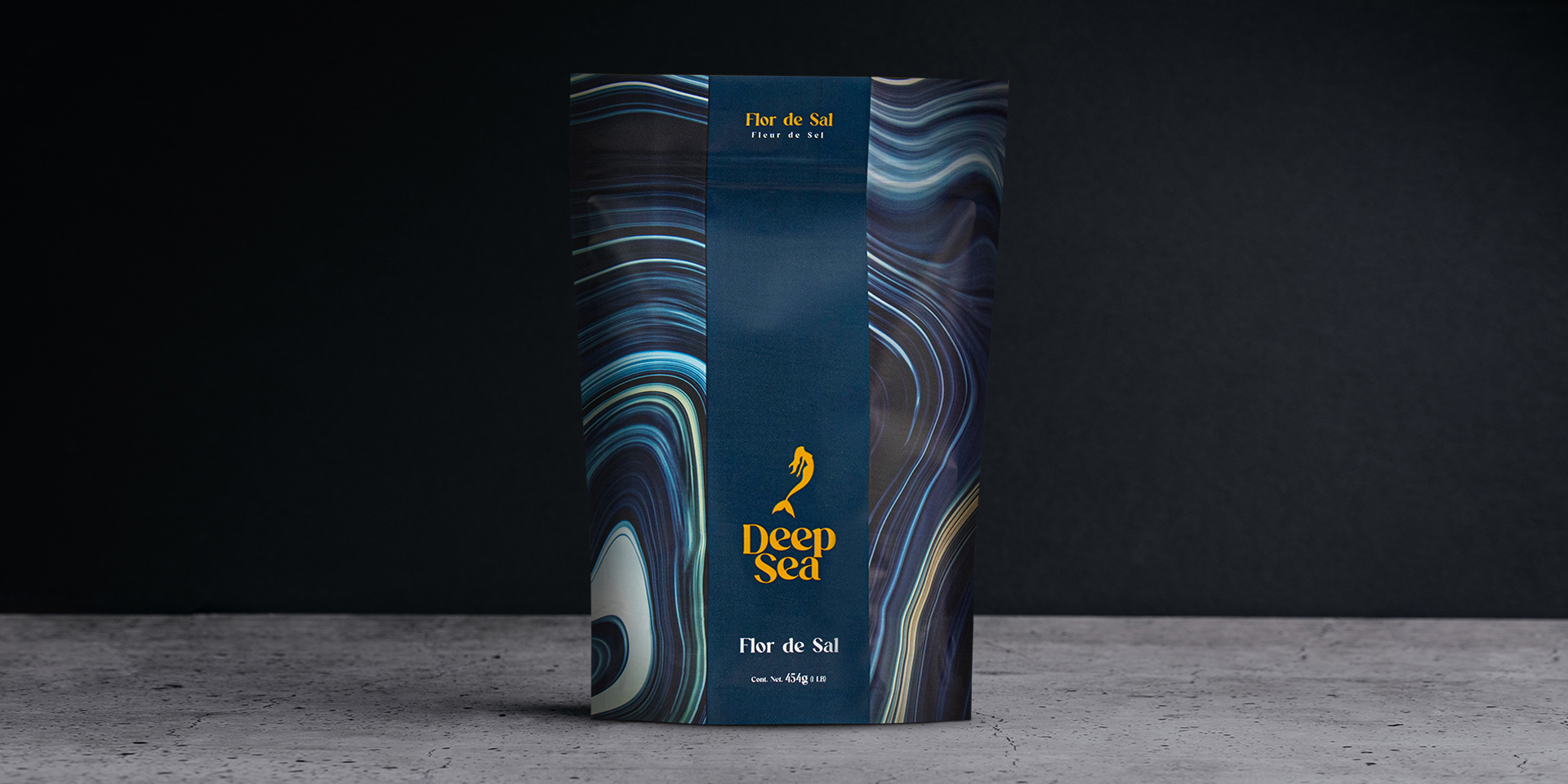 Deep Sea 海鹽美人魚logo設計與藍色波紋風格包裝設計-上海logo包裝設計公司