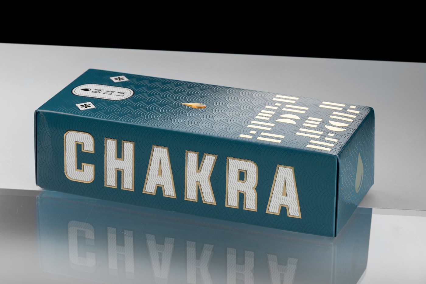 BADALA 精釀啤酒包裝設計“波紋金箔浮雕裝飾”風格