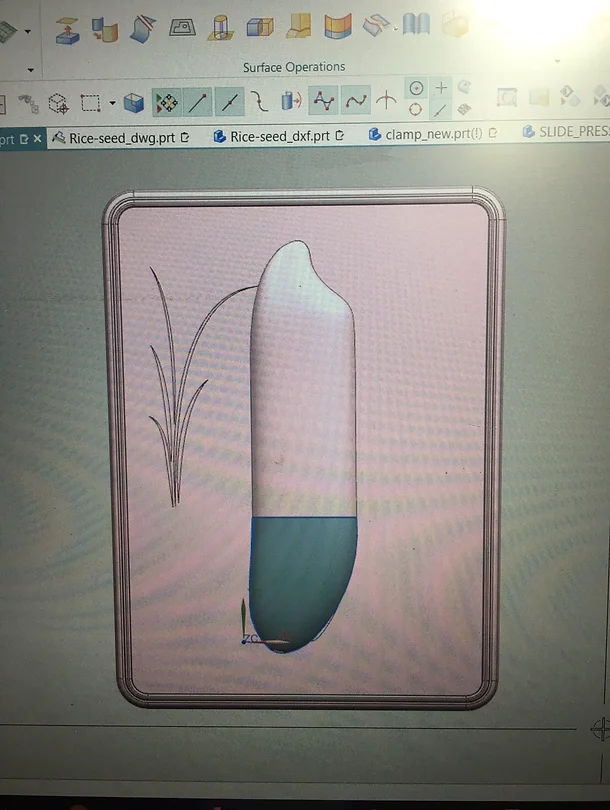 SRISANGDAO RICE 泰國大米禮盒包裝設計“大米壓花+稻殼成型”