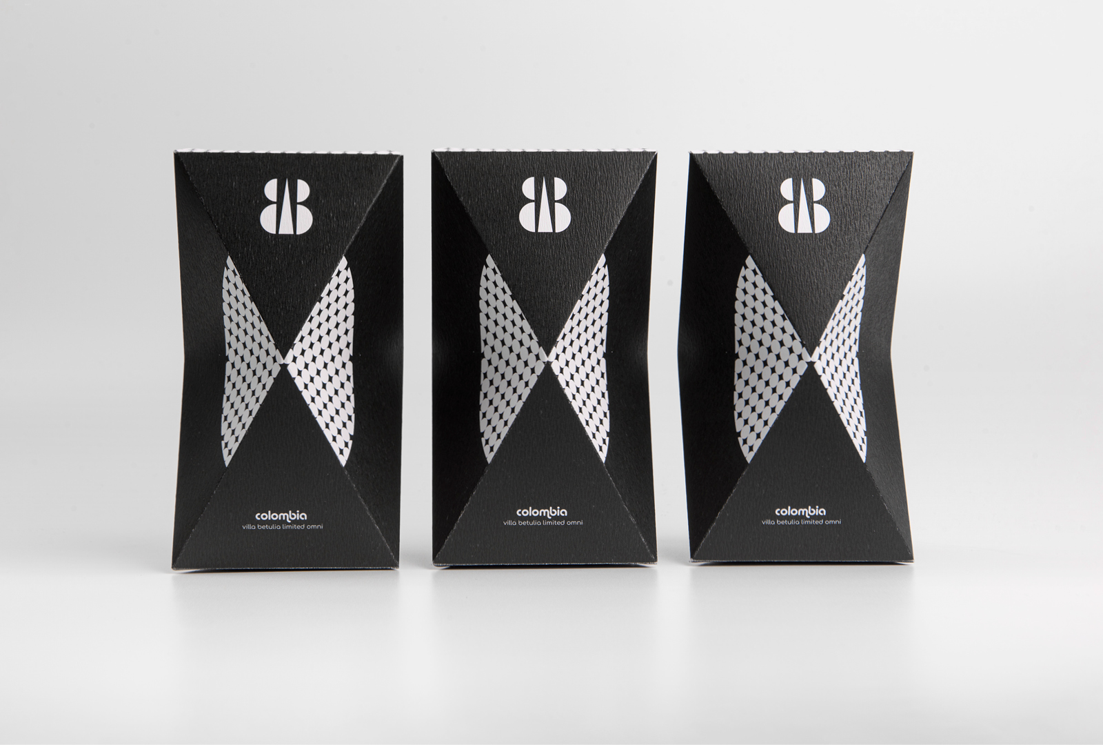 BAB咖啡品牌logo設(shè)計(jì)與黑白包裝設(shè)計(jì)，四角星底紋元素