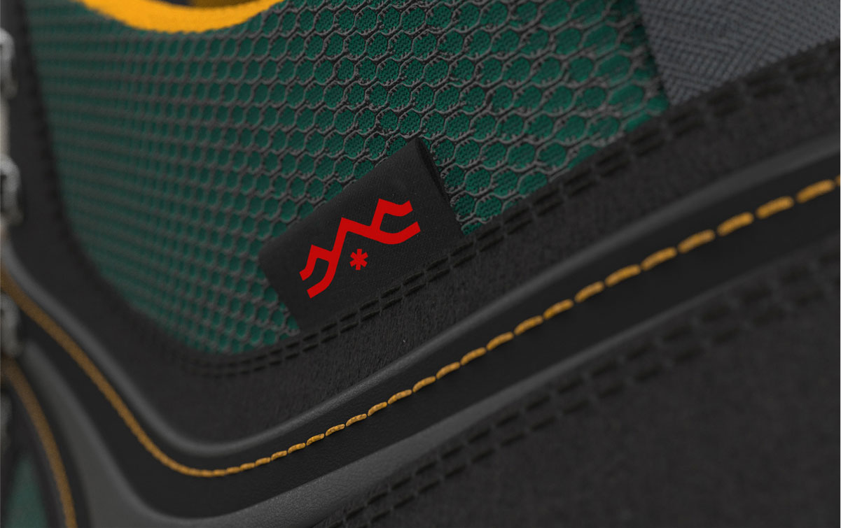 COTTIMO 戶外雪地靴品牌logo設計，山丘、雪地和遠足元素