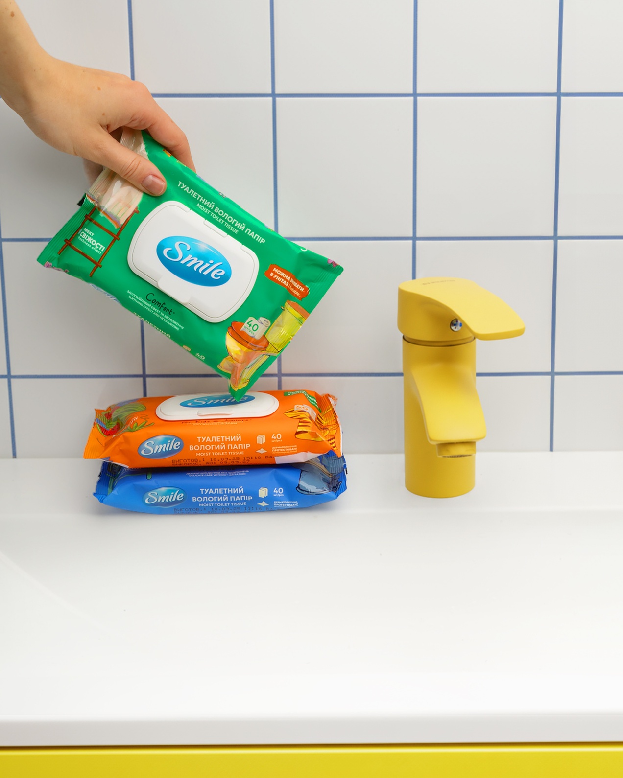 Smile 濕廁紙包裝設計馬桶插畫元素-上海包裝設計公司 Smile 濕廁紙包裝設計馬桶插畫元素-上海包裝設計公司