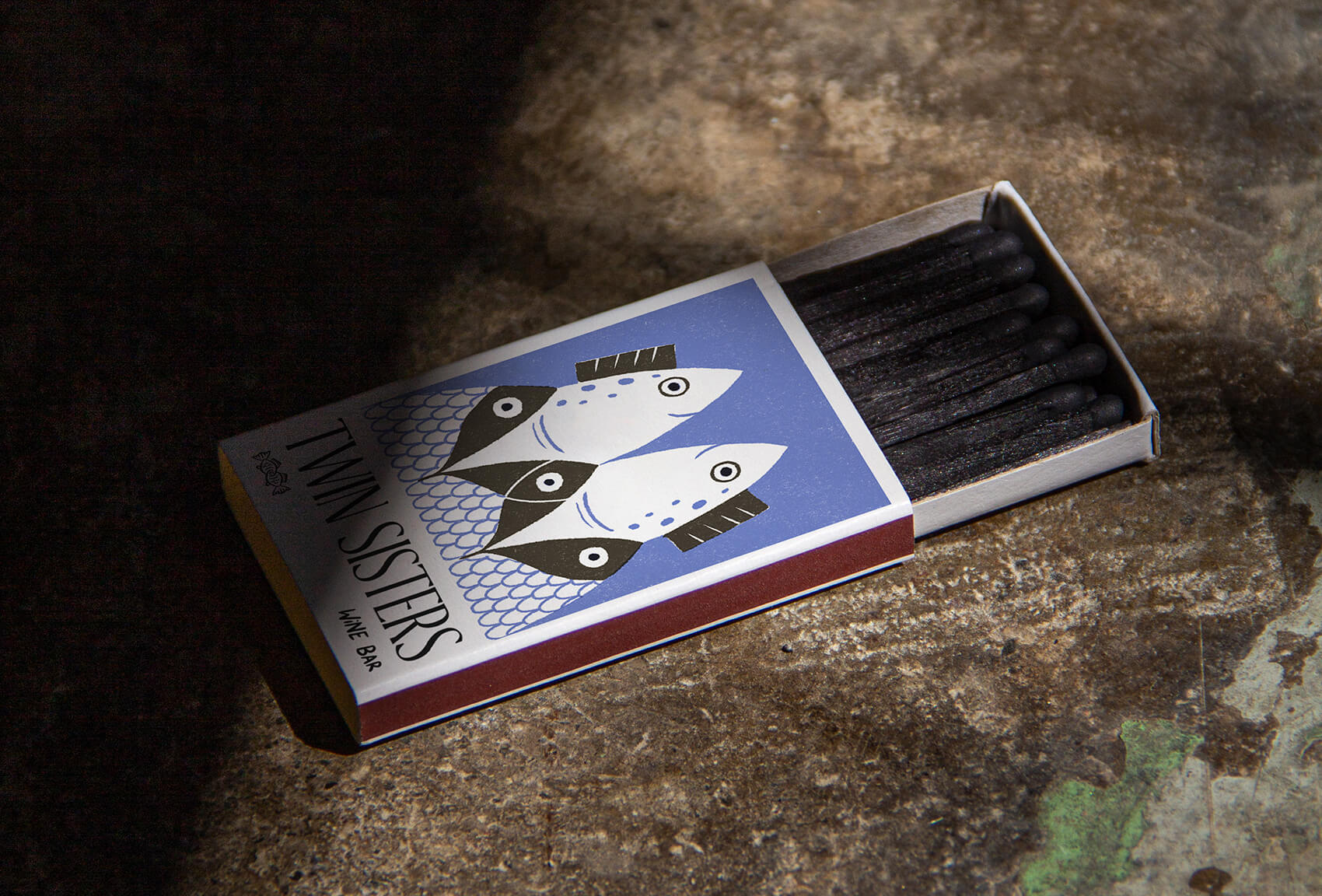 Twin Sisters 酒吧雙魚logo設(shè)計品牌視覺形象設(shè)計